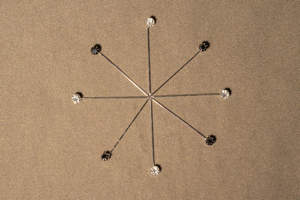 Diamond Pin- Black & White