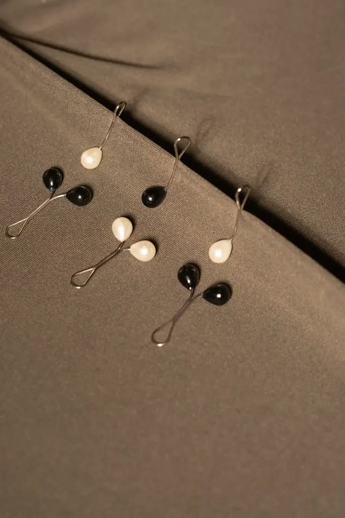 Loop Pin- Black & White