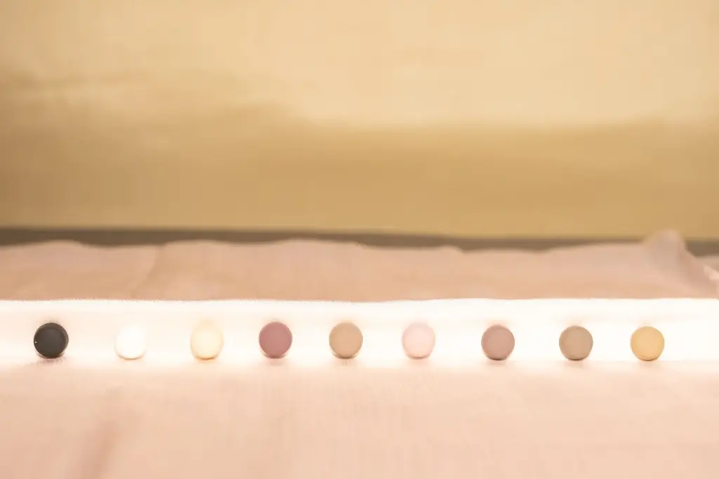 No Snag Magnetic Pin- Round Shape