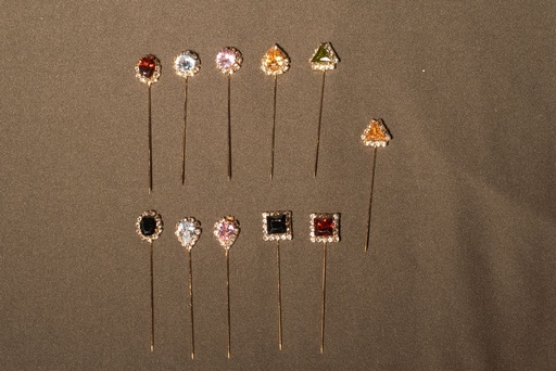 [HDCSPN276] Golden Diamond Pin- Colouring